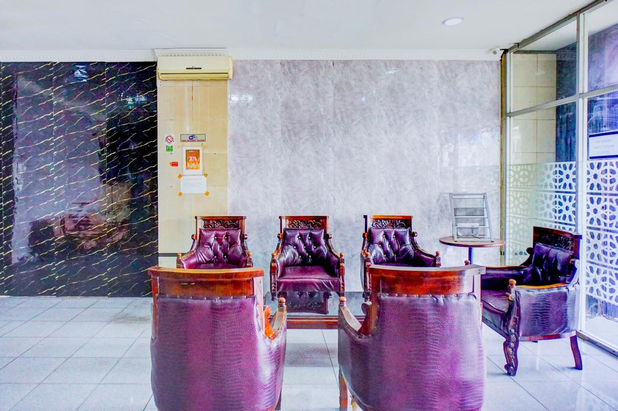 Hotel O Asyaffirah Near Masjid Raya Al Mashun Sm Raja Medan Exteriér fotografie